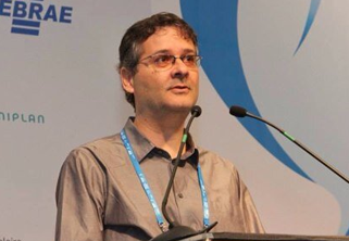 Eduardo Meira Peres